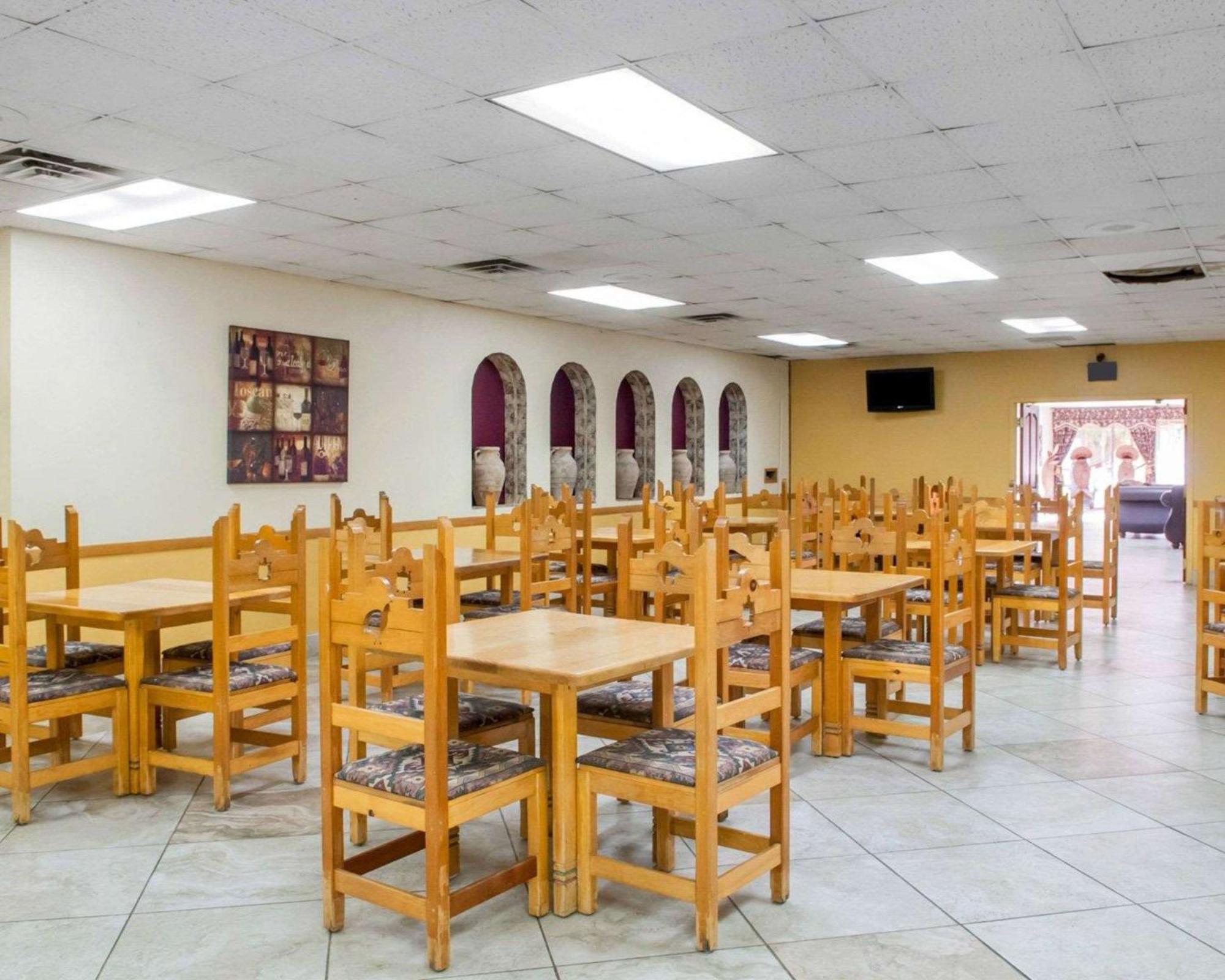 Econo Lodge Carlsbad Caverns Area Экстерьер фото