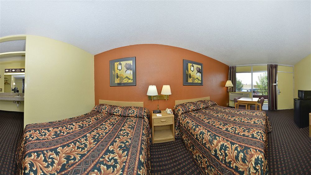 Econo Lodge Carlsbad Caverns Area Экстерьер фото